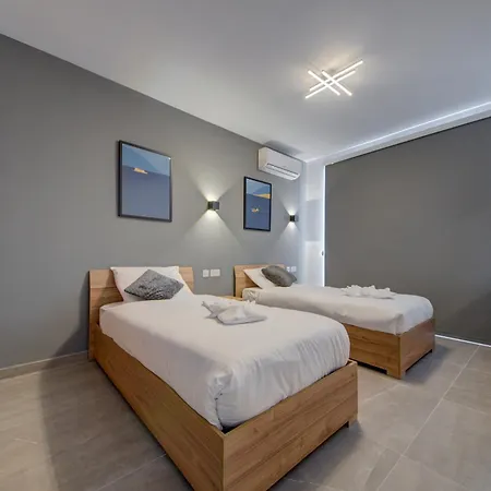 Apartment Kuya 3br Modern By Jl