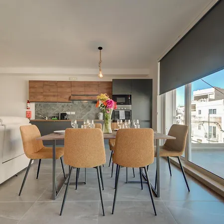 Apartment Kuya 3br Modern By Jl *