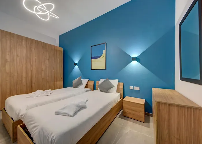 아파트 Kuya - Minutes To The St Julian's Centre By Haven And Keys Malta *