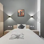 Apartment Kuya - Minutes To The St Julian's Centre By Haven And Keys Malta *