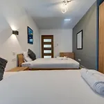 Apartment Kuya - Minutes To The St Julian's Centre By Haven And Keys Malta