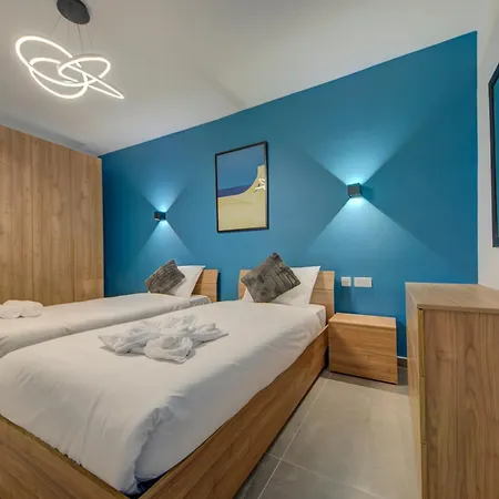 Apartamento Kuya Suites - Minutes To The St Julian'S City Centre By Haven And Keys Malta