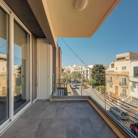 Apartamento Kuya Suites - Minutes To The St Julian'S City Centre By Haven And Keys Malta Is-Swieqi