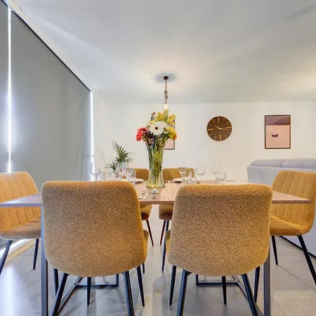 Kuya Suites - Minutes To The St Julian'S City Centre By Haven And Keys Malta * Is-Swieqi