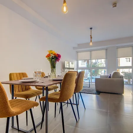 Kuya Suites - Minutes To The St Julian'S City Centre By Haven And Keys Malta Apartamento *