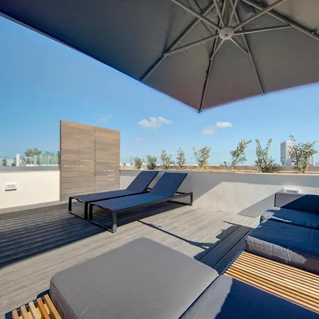 Kuya - Minutes To The St Julian's Centre By Haven And Keys Malta Is-Swieqi