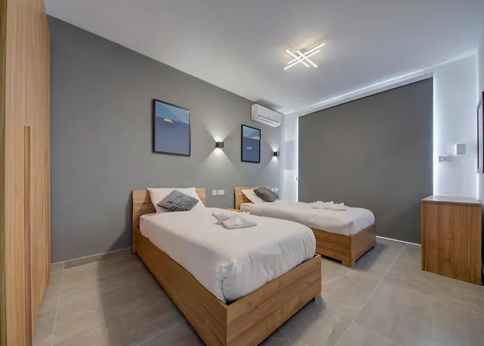 Apartament Kuya - Minutes To The St Julian's Centre By Haven And Keys Malta *