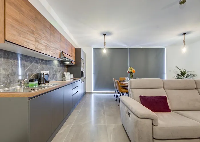 Kuya - Minutes To The St Julian's Centre By Haven And Keys Malta * Is-Swieqi