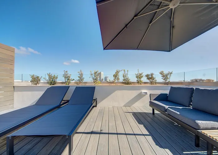 Kuya - Minutes To The St Julian's Centre By Haven And Keys Malta Apartment Is-Swieqi