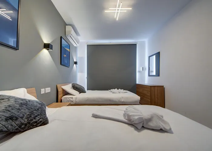 Kuya - Minutes To The St Julian's Centre By Haven And Keys Malta Apartament Is-Swieqi