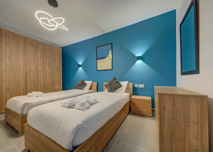 Kuya - Minutes To The St Julian's Centre By Haven And Keys Malta Apartament