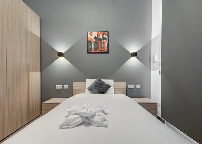 Appartement Kuya - Minutes To The St Julian's Centre By Haven And Keys Malta *