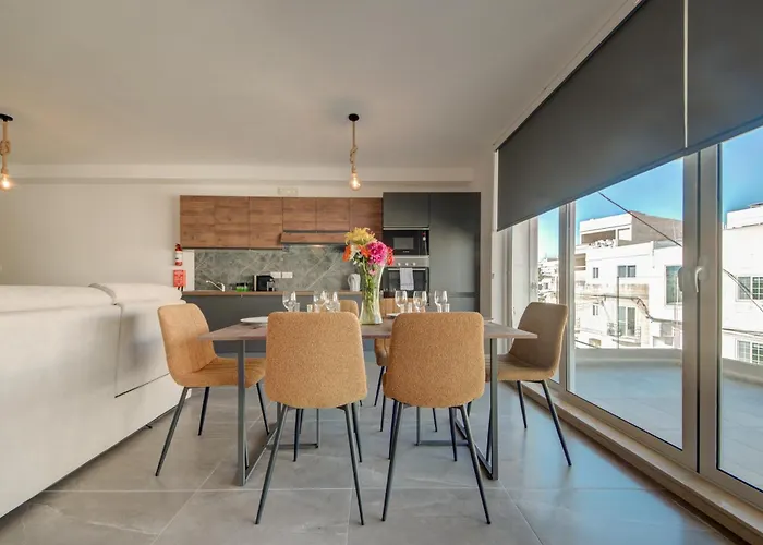 Apartament Kuya - Minutes To The St Julian's Centre By Haven And Keys Malta *