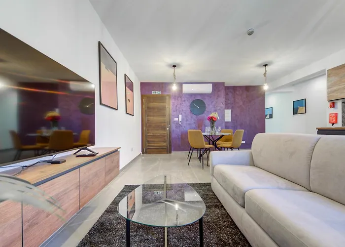 Kuya - Minutes To The St Julian's Centre By Haven And Keys Malta Apartament *