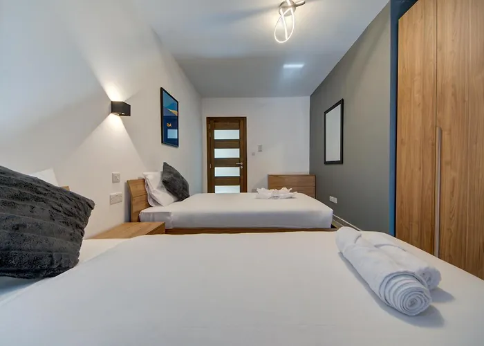 Apartament Kuya - Minutes To The St Julian's Centre By Haven And Keys Malta